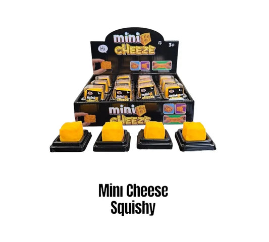 Mini Cheese Squishy TPR in de vorm van een stukje kaas van 3 x 3 cm